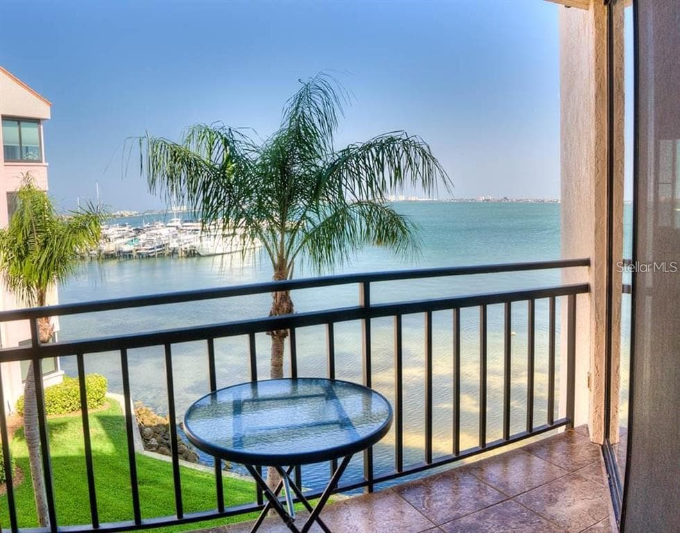 5825 PUERTA DEL SOL BOULEVARD S UNIT 369 ST PETERSBURG, FL 33715
