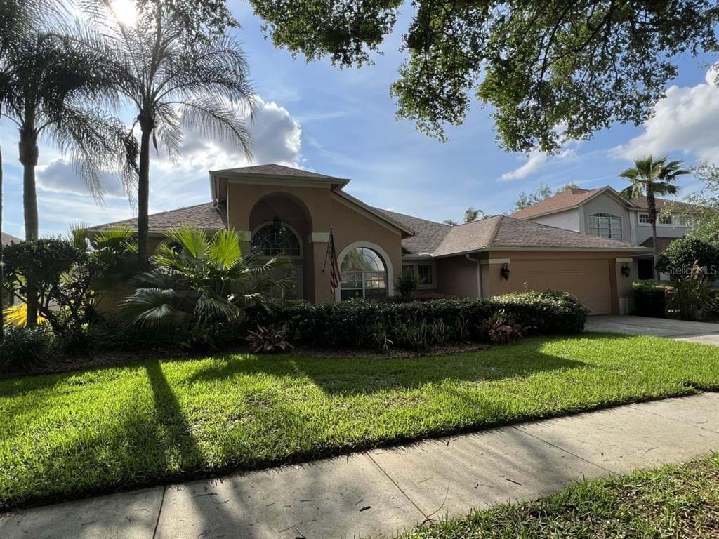 3523 SHADOWOOD DRIVE VALRICO, FL 33596