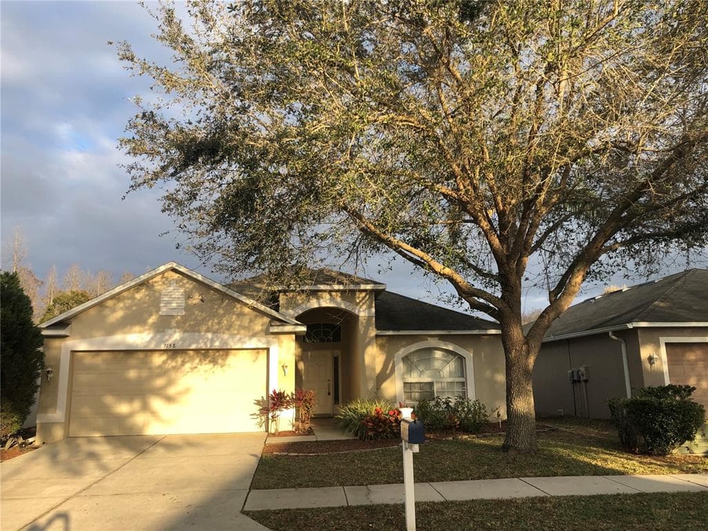 3158 CLOVER BLOSSOM CIRCLE LAND O LAKES, FL 34638