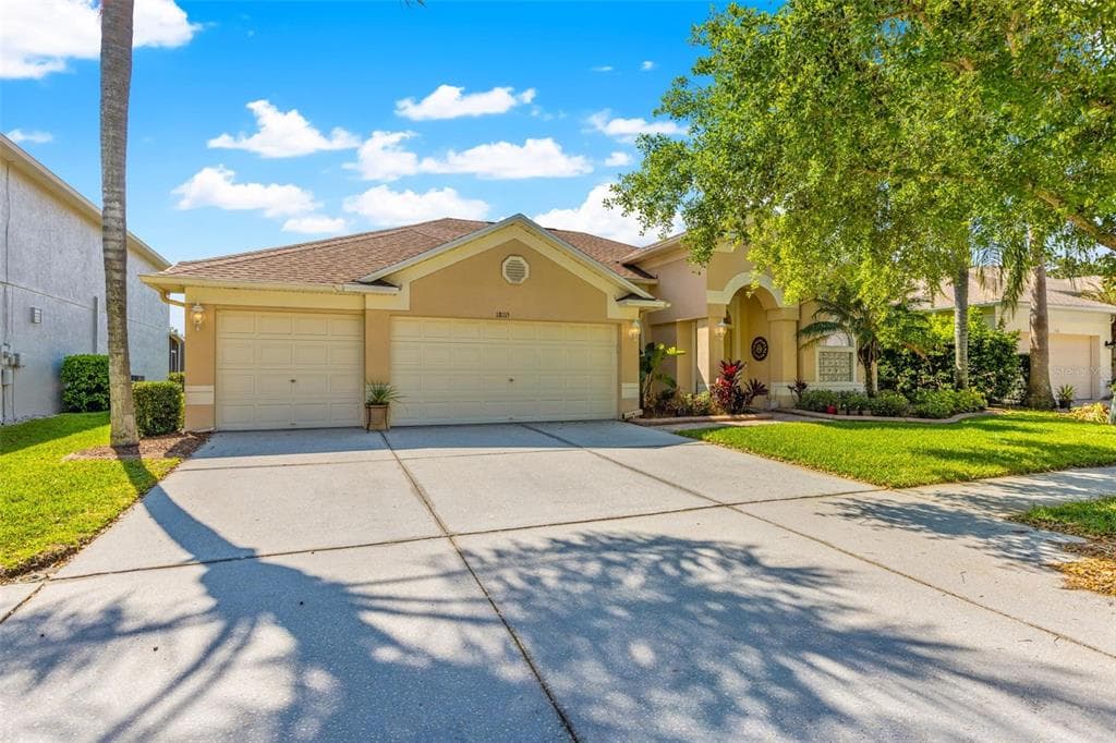 18115 KARA COURT TAMPA, FL 33647