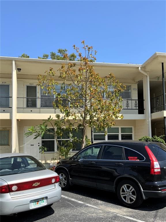 4153 57TH STREET N UNIT 604 KENNETH CITY, FL 33709