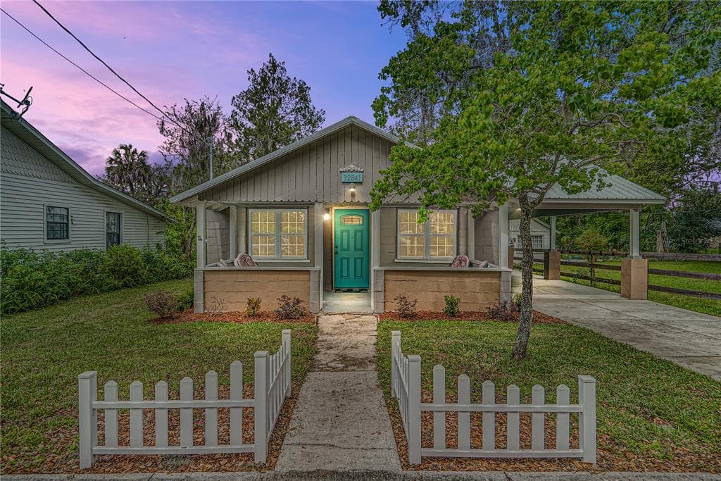 32841 PENNSYLVANIA AVENUE SAN ANTONIO, FL 33576