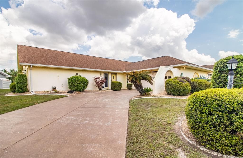 1005 EL RANCHO DRIVE SUN CITY CENTER, FL 33573