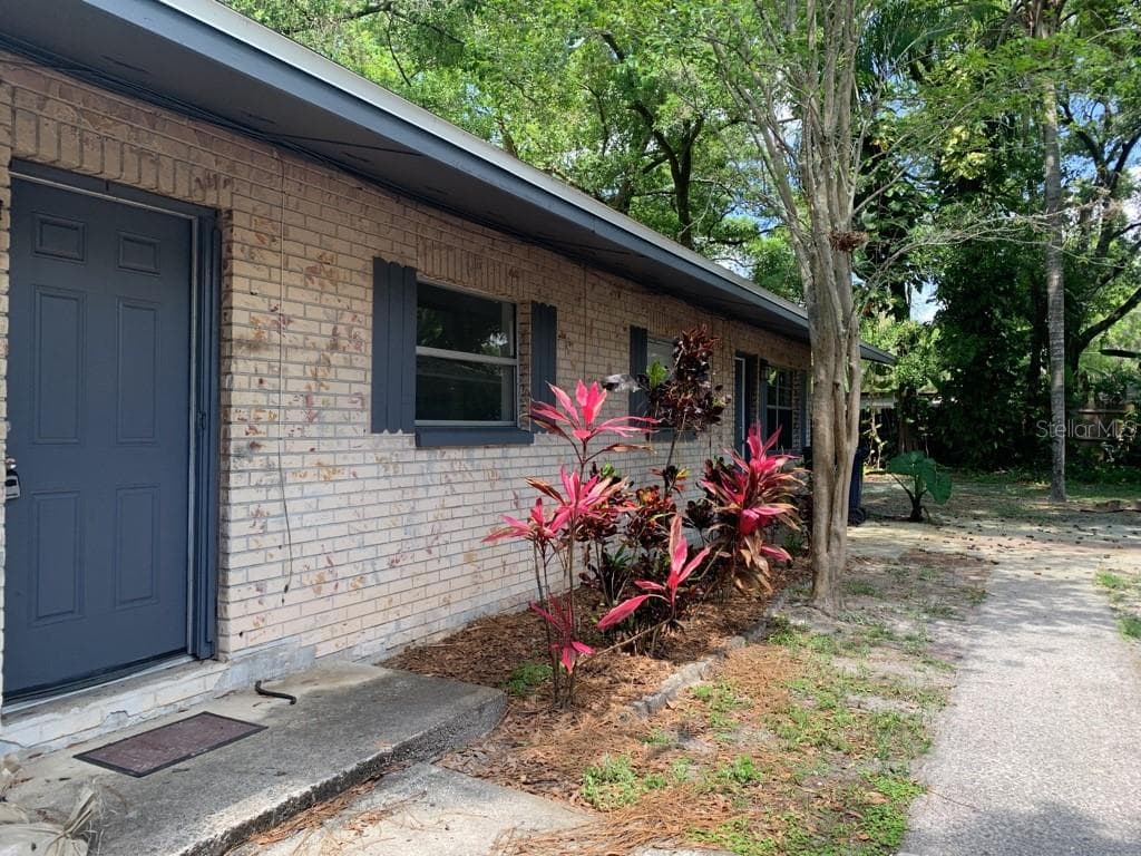 1706 E KIRBY STREET UNIT B TAMPA, FL 33604