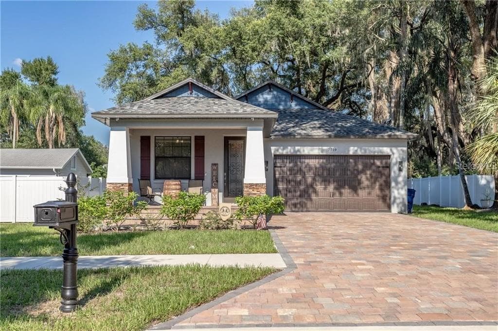 7709 N DARTMOUTH AVENUE TAMPA, FL 33604