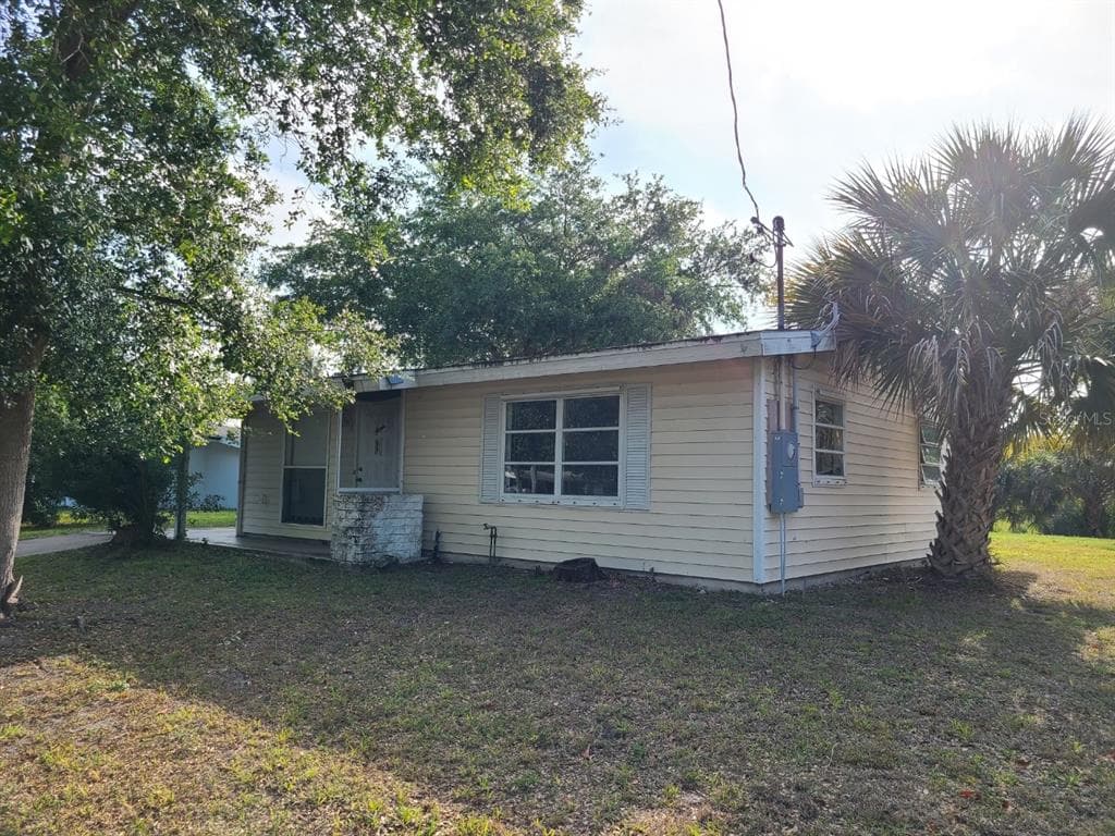 2676 STARLITE LANE PORT CHARLOTTE, FL 33952