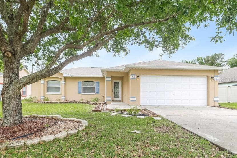 303 CHELMSFORD COURT KISSIMMEE, FL 34758