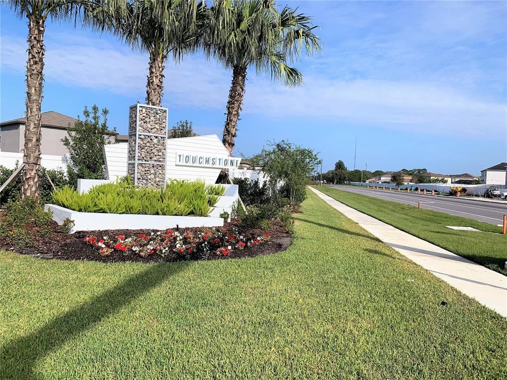 7605 GINGER LILY COURT TAMPA, FL 33619