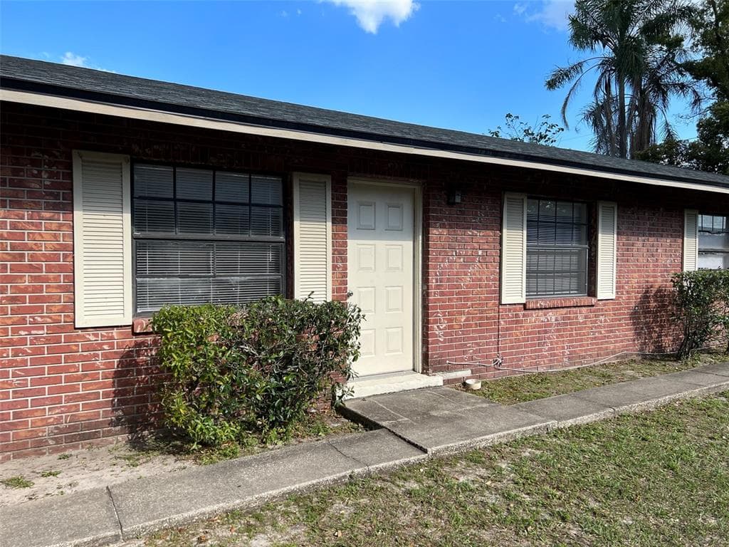911 E 108TH AVENUE UNIT A TAMPA, FL 33612