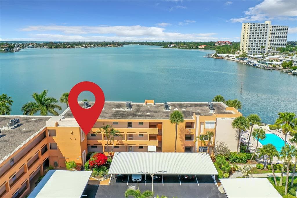 7560 BAY ISLAND DR S UNIT 247 SOUTH PASADENA, FL 33707