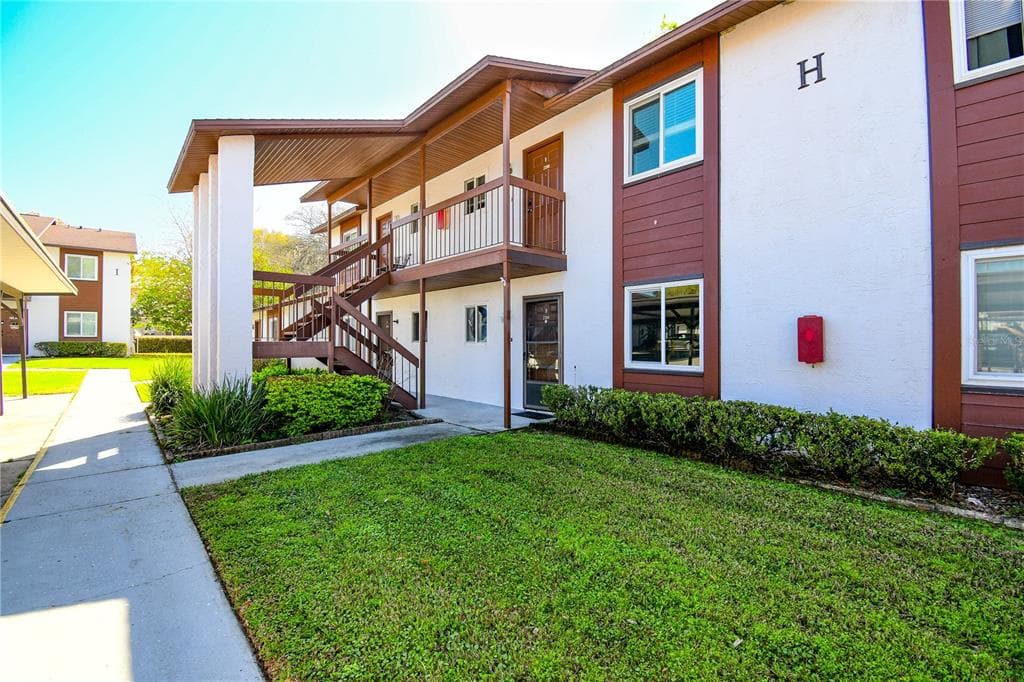 39132 COUNTY ROAD 54 UNIT 2188 ZEPHYRHILLS, FL 33542