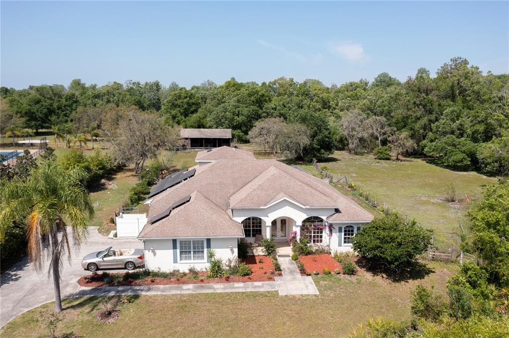 11611 GOLDEN VALLEY DRIVE NEW PORT RICHEY, FL 34654
