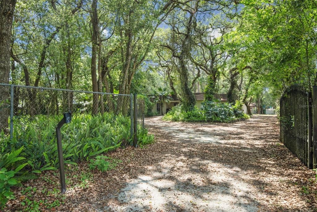 12308 N 52ND STREET TAMPA, FL 33617