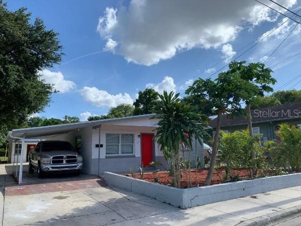 413 E FLORIBRASKA AVENUE UNIT A TAMPA, FL 33603