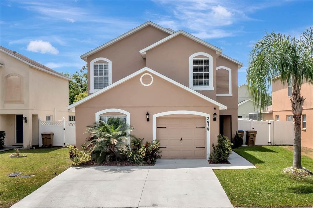 2535 HAMLET LANE KISSIMMEE, FL 34746