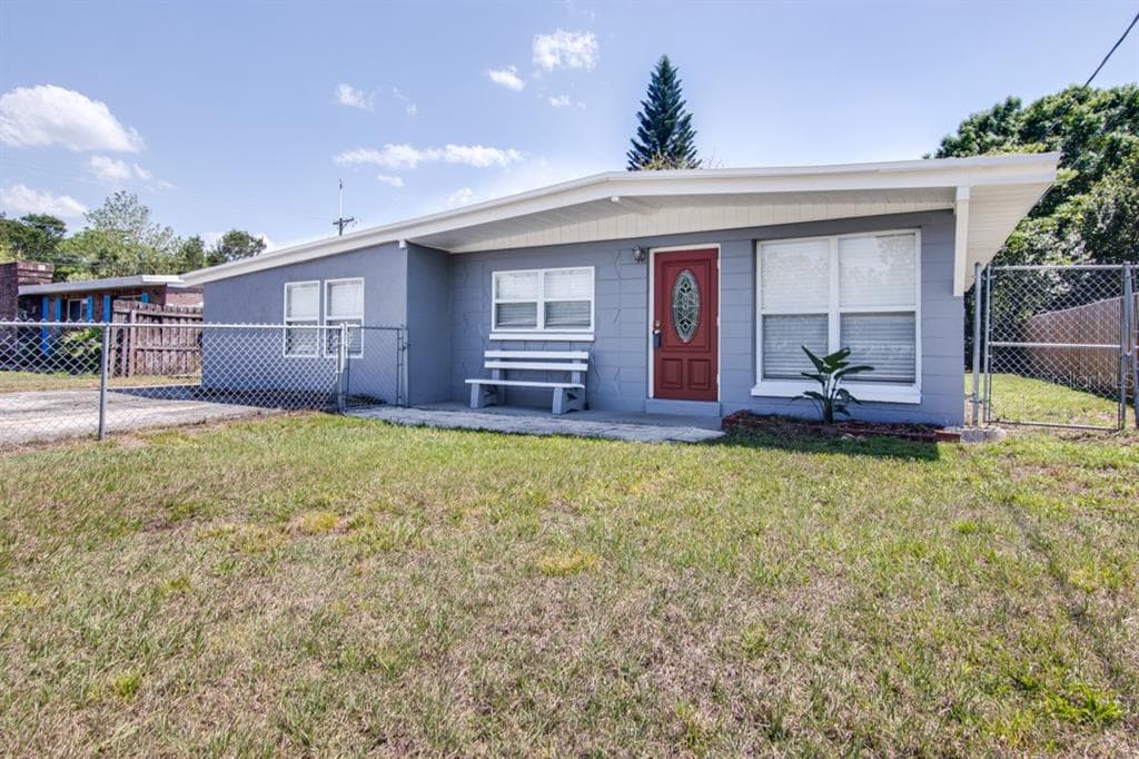 4104 W FAIRVIEW HEIGHTS TAMPA, FL 33616