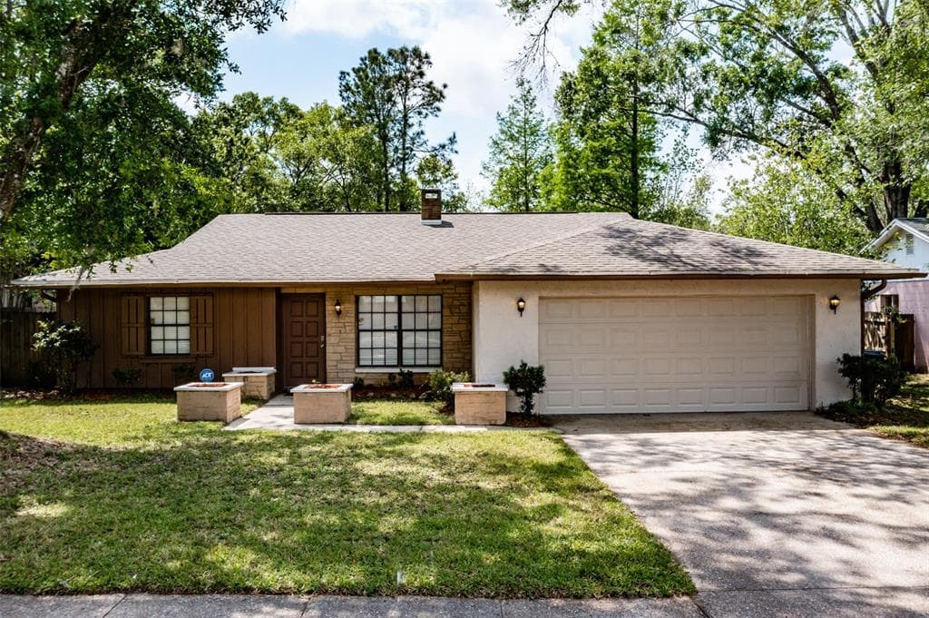 1709 BLIND POND AVENUE LUTZ, FL 33549