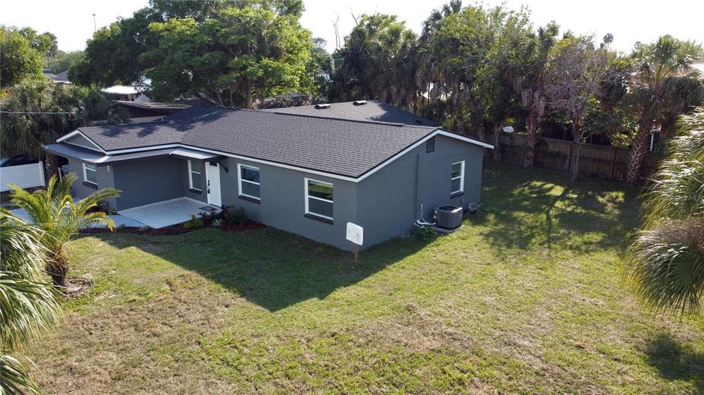 6244 FLORIDA CIRCLE W APOLLO BEACH, FL 33572