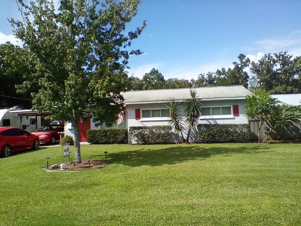 1906 E CAROL DRIVE PLANT CITY, FL 33563