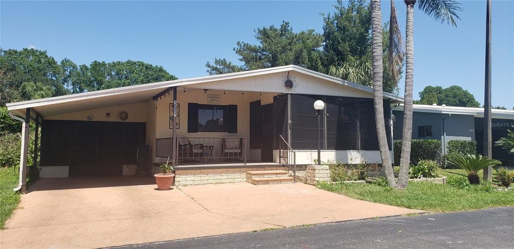36053 COLEUS AVENUE ZEPHYRHILLS, FL 33541