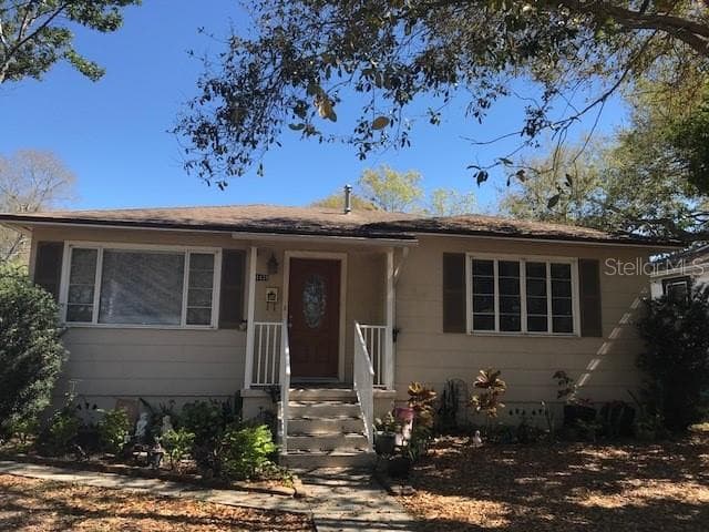 1435 15TH STREET N ST PETERSBURG, FL 33704