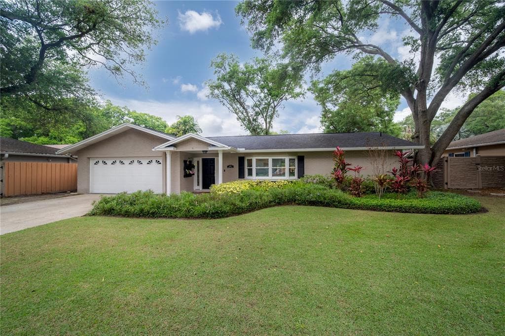 4411 W MELROSE AVENUE TAMPA, FL 33629