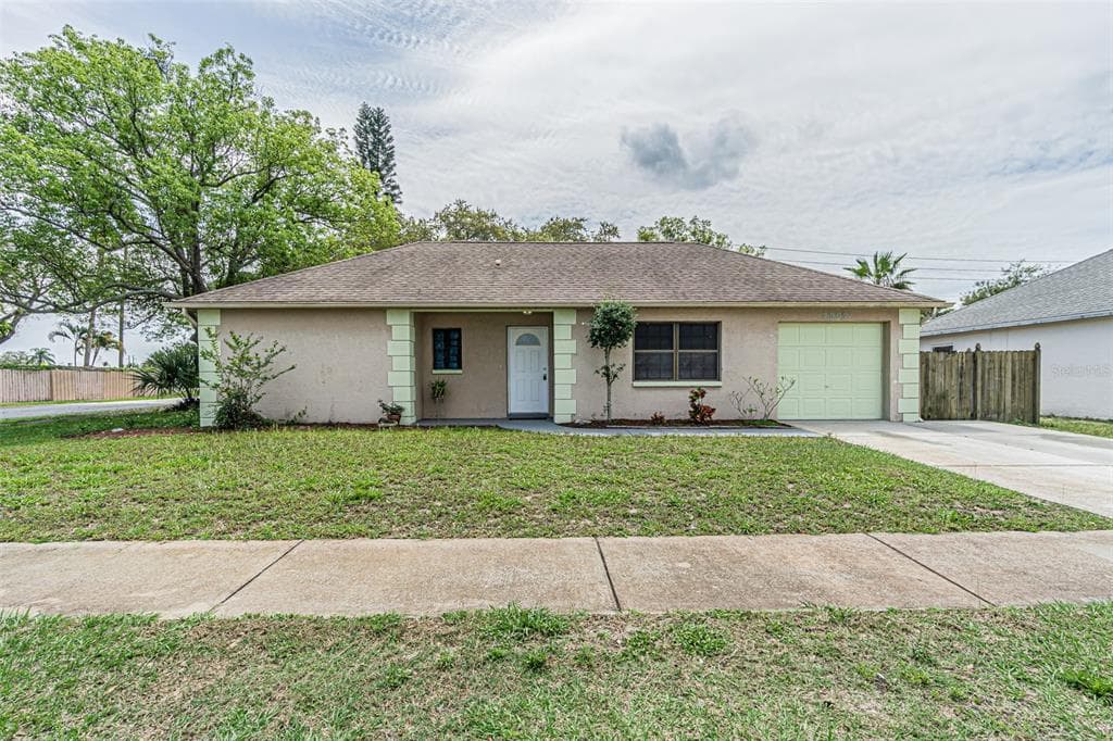 2902 BLOSSOM LAKE DRIVE HOLIDAY, FL 34691