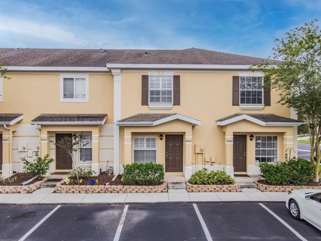 8503 GABLEBEND WAY TAMPA, FL 33647