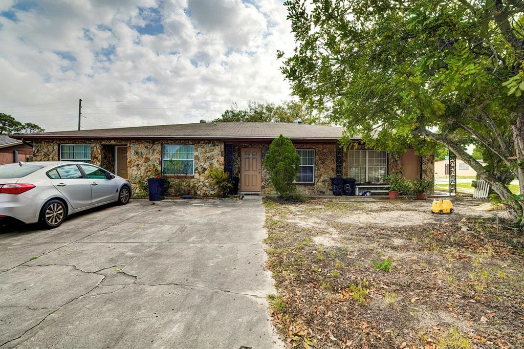 2508 FLINTWOOD DRIVE HOLIDAY, FL 34690