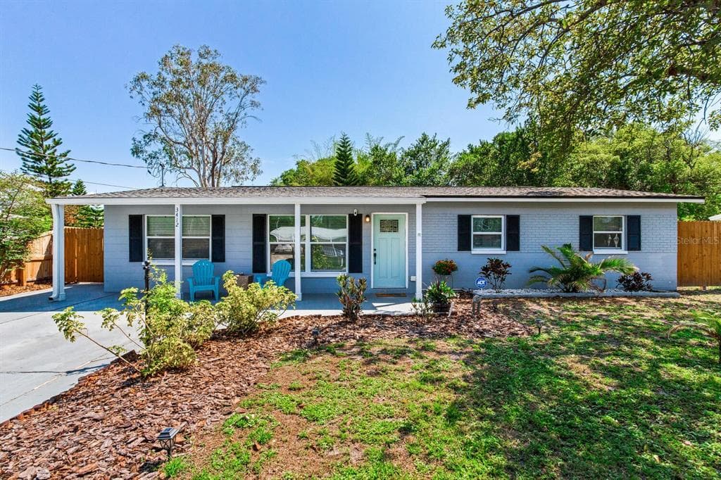 3412 W TYSON AVENUE TAMPA, FL 33611