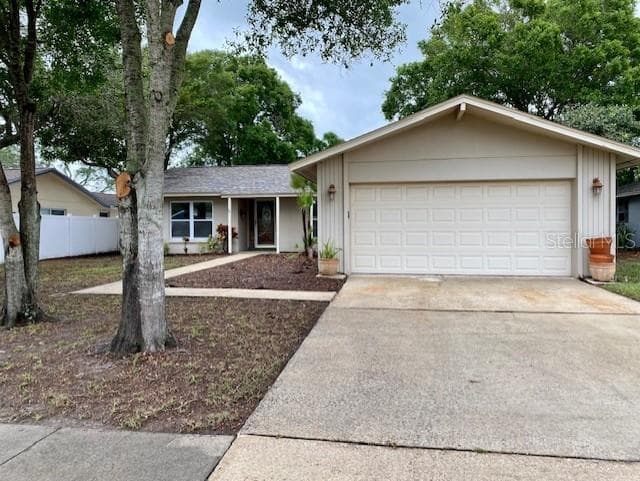 13625 LAS PALMAS DRIVE LARGO, FL 33774