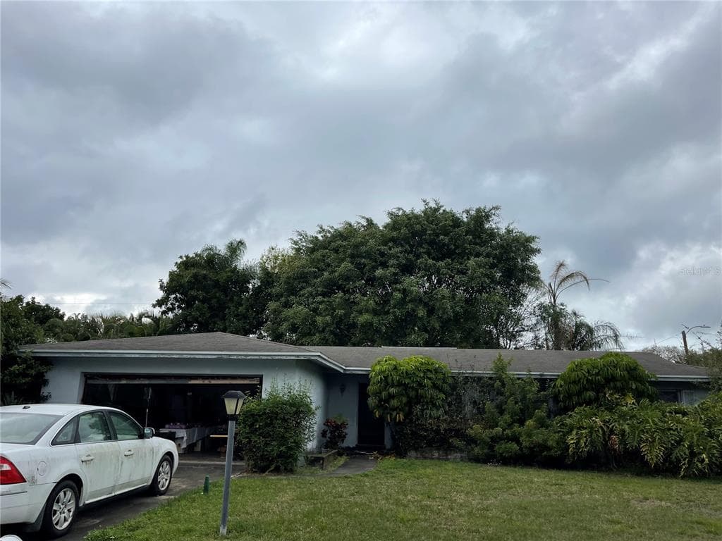 1856 CAMEO WAY CLEARWATER, FL 33756