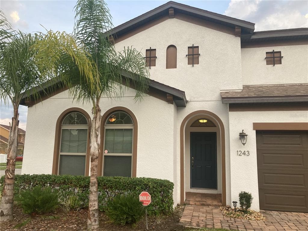 1243 FOUNTAIN COIN LOOP ORLANDO, FL 32828