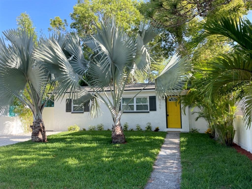 5109 TANGERINE AVENUE S GULFPORT, FL 33707