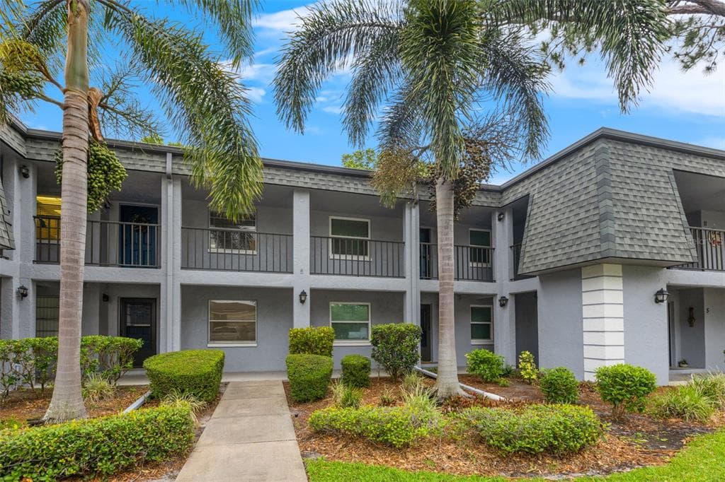 6045 CALAIS BOULEVARD N UNIT 9 ST PETERSBURG, FL 33714