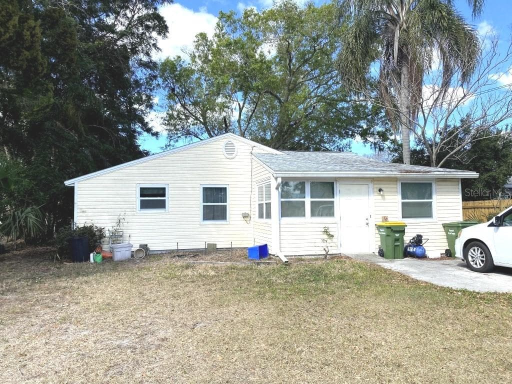 1220 S BRINK AVENUE SARASOTA, FL 34239