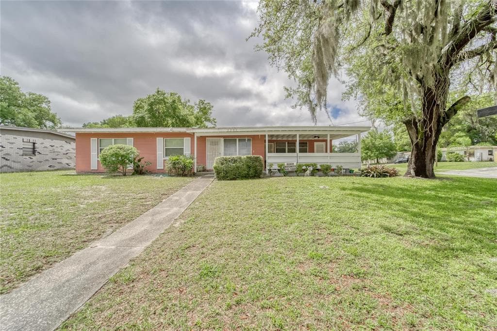 3201 E ELM STREET TAMPA, FL 33610