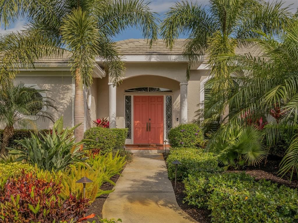 903 MACEWEN DRIVE OSPREY, FL 34229
