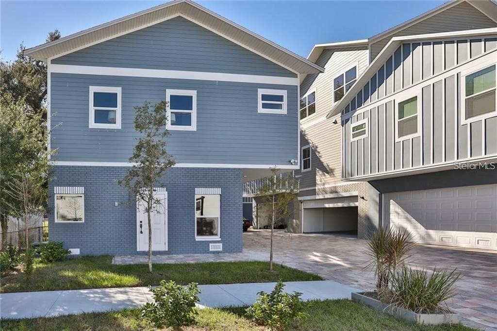 2203 E DAVIS STREET TAMPA, FL 33605