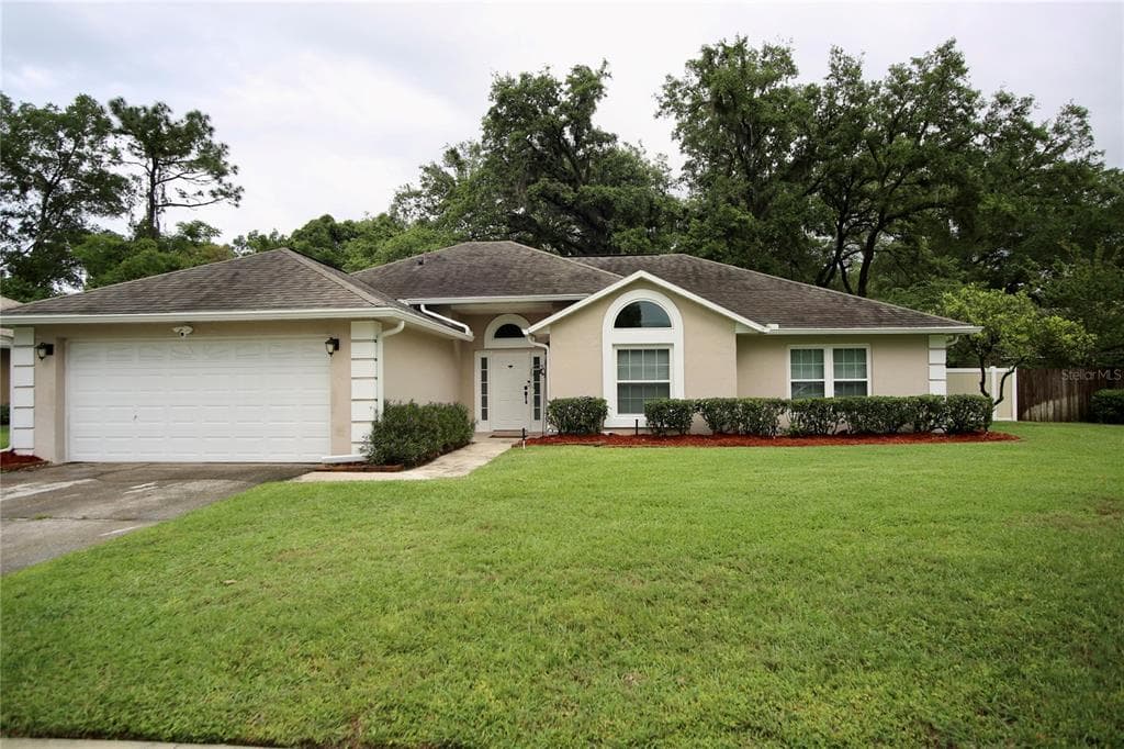 2006 HEATHEROAK DRIVE APOPKA, FL 32703