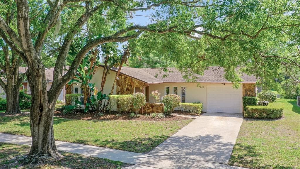 616 SUGAR MILL ROAD TARPON SPRINGS, FL 34689