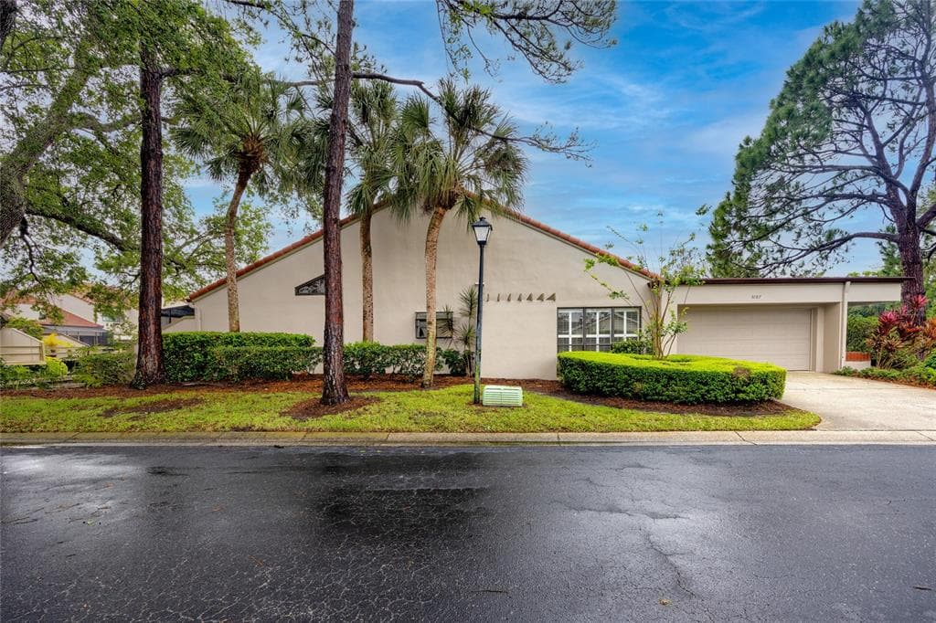 3087 W BRAE LOCH CIRCLE CLEARWATER, FL 33761