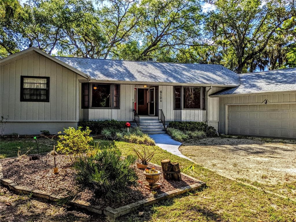 6121 S ROYAL DRIVE HOMOSASSA, FL 34448