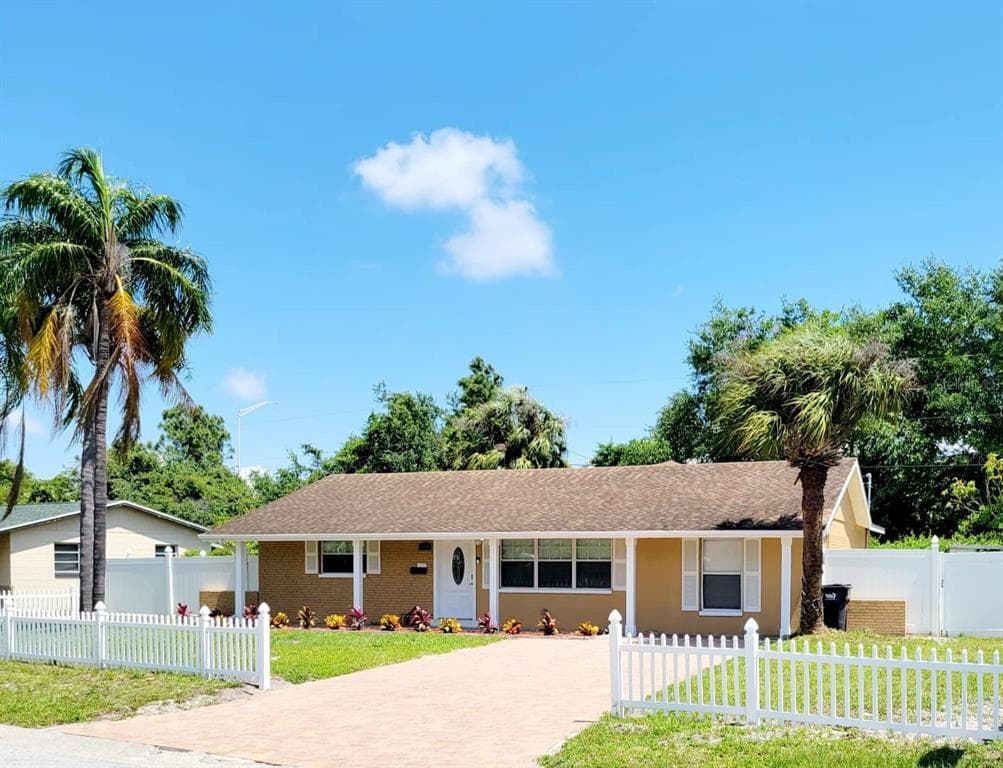 6201 25TH STREET N ST PETERSBURG, FL 33702