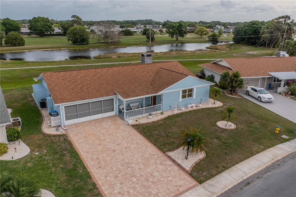 609 FOX HILLS DRIVE SUN CITY CENTER, FL 33573