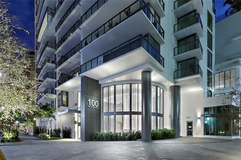 100 1ST AVENUE N UNIT 2003
