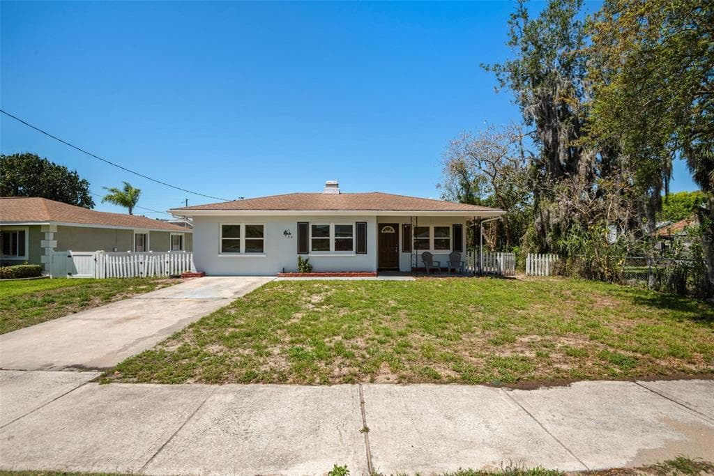 424 S FLORIDA AVENUE TARPON SPRINGS, FL 34689