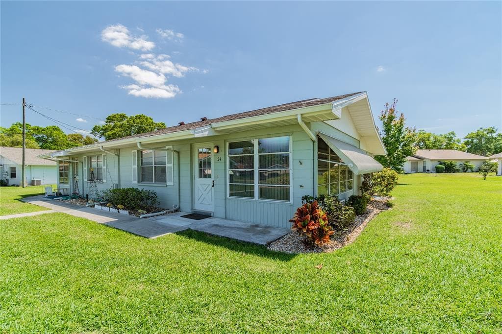 1902 DANDRIDGE STREET UNIT 24 SUN CITY CENTER, FL 33573
