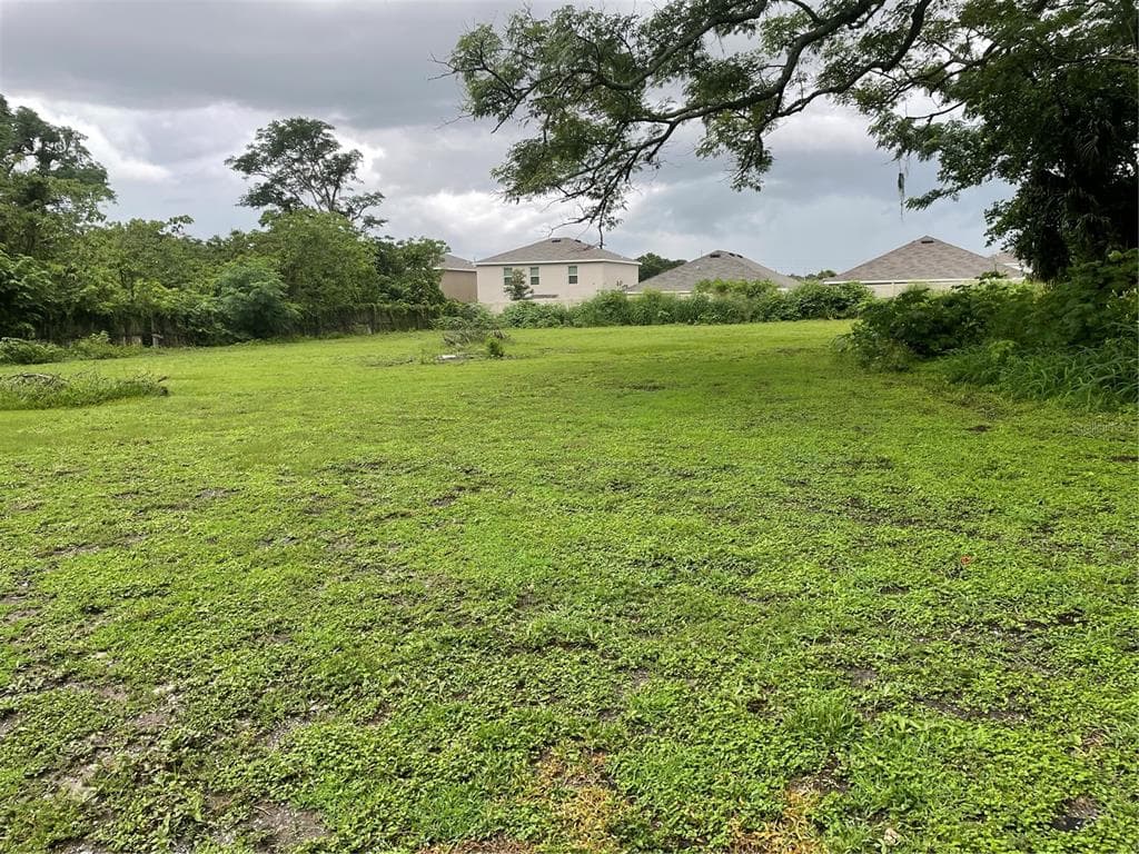 11402 MARSHALL ROAD THONOTOSASSA, FL 33592