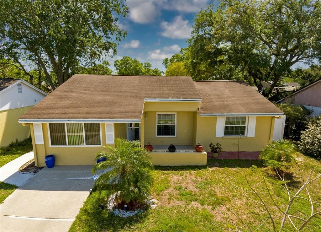 16003 WOODPINE DRIVE TAMPA, FL 33618